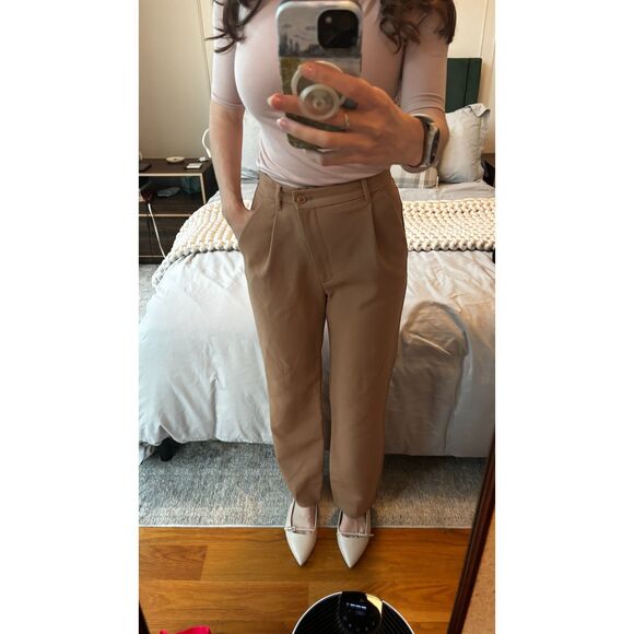 Abercrombie & Fitch Tailored Relaxed Straight Pants - Picture 1 of 4